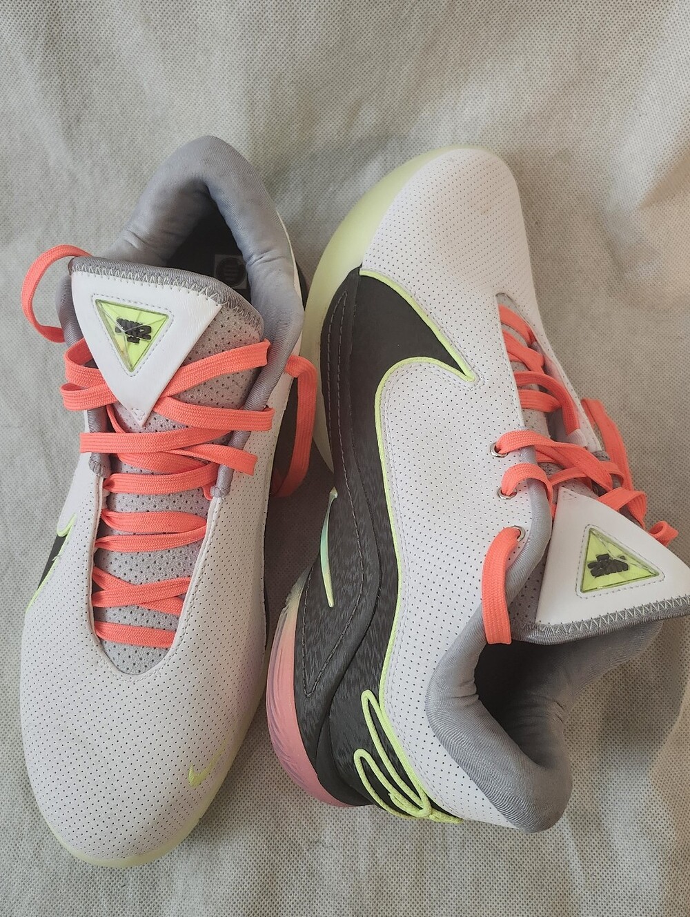 Nike LeBron Men's XXII Crown Jewel Sneakers In Moonlight Sz 13